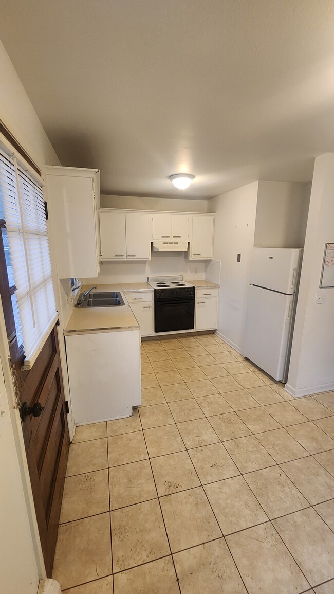 1 Birchwood Dr, Unit 6 in Fredonia, NY - Building Photo - Building Photo