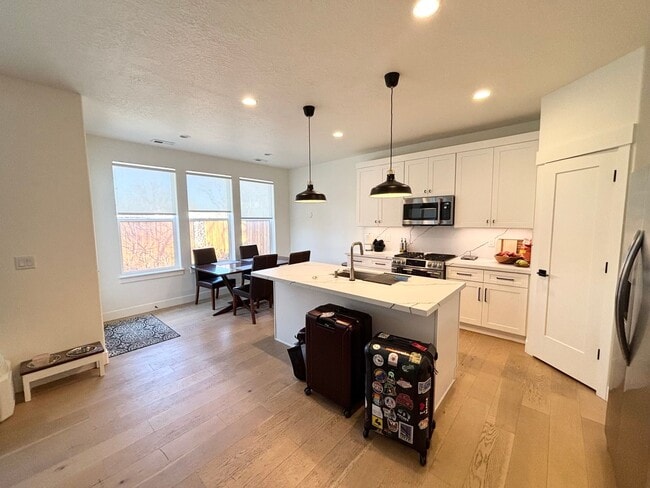 property at 3364 S Amara Pl