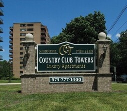 Country Club Towers I and II in Clifton, NJ - Building Photo - Building Photo