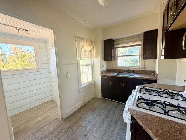 1435 15th St N in St. Petersburg, FL - Foto de edificio - Building Photo