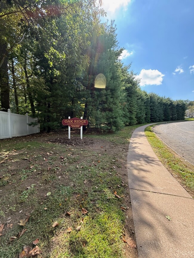 76 Oak Ridge Dr, Unit 76