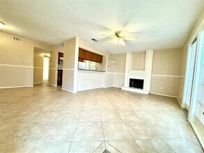 1310 Brenda Ln, Unit B in Humble, TX - Building Photo - Building Photo