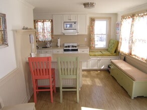 173 C N Shore Blvd in East Sandwich, MA - Building Photo - Building Photo