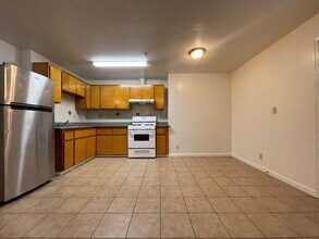 3802 39th Ave in Oakland, CA - Building Photo - Building Photo