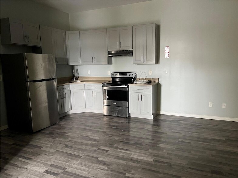 59-61-61 North St, Unit 3D in Middletown, NY - Building Photo