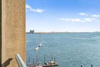 20 Rowes Wharf in Boston, MA - Building Photo - Building Photo