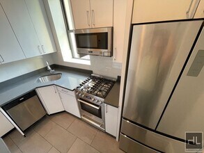 5 AVENUE in New York, NY - Building Photo - Building Photo