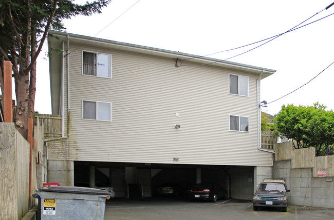 3617 Hoyt Ave in Everett, WA - Building Photo - Building Photo