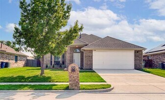 2108 Shady Bend Cir in Little Elm, TX - Building Photo