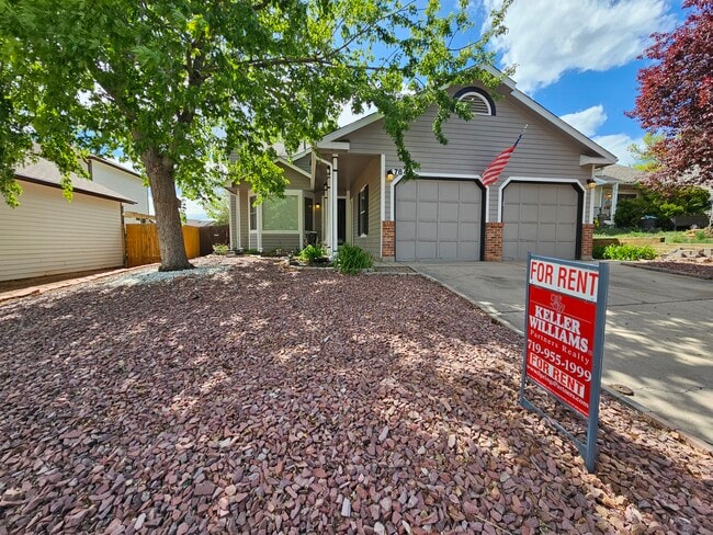 property at 7840 Lindsey Dr