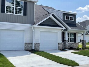 3874 Copperfield Ct in High Point, NC - Building Photo - Building Photo