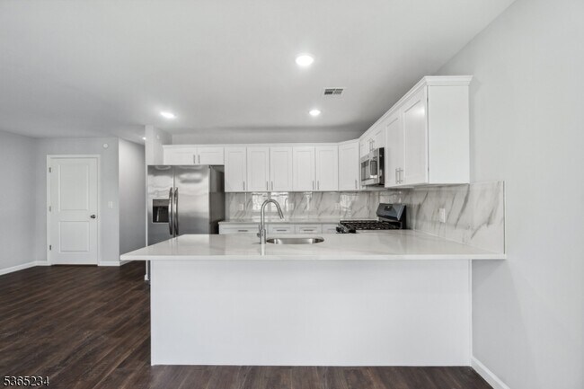 property at 889 S 17th St