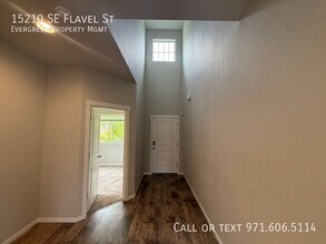 15210 SE Flavel St in Portland, OR - Building Photo - Building Photo