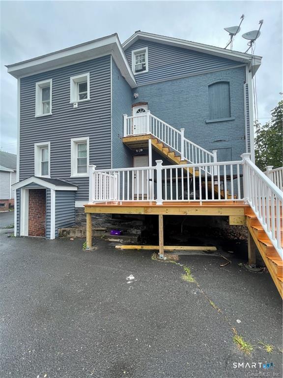 1044 Farmington Ave in Berlin, CT - Building Photo - Building Photo