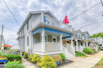 82 Franklin Ave in Ocean Grove, NJ - Building Photo - Building Photo