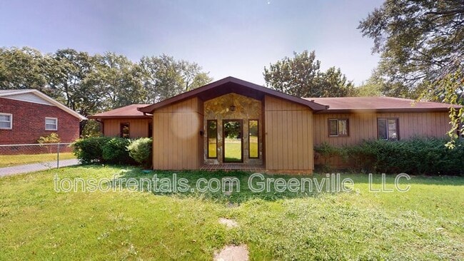 property at 102 Meadow St
