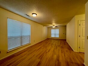 911 S Green Point Trce in Fayetteville, AR - Building Photo - Building Photo