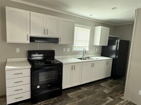 2430 County Rd 318 in Cleveland, TX - Building Photo