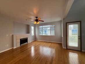 11219 3rd Ave E in Tacoma, WA - Building Photo - Building Photo