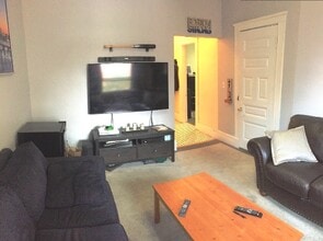 469 Commonwealth Ave, Unit 3R in Boston, MA - Building Photo - Building Photo