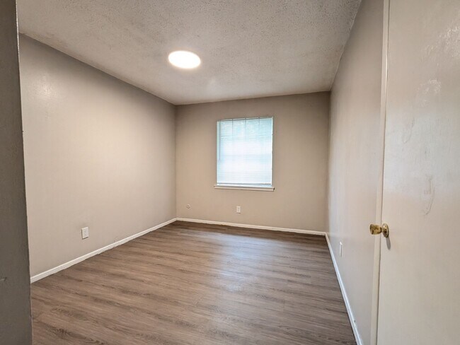 236 Greenwood St in Nash, TX - Building Photo - Building Photo