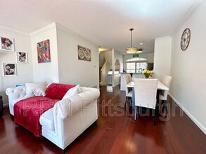 21 S 17th St in Pittsburgh, PA - Building Photo - Building Photo