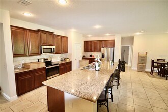 1073 Cavan Dr in Apopka, FL - Building Photo - Building Photo