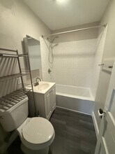 46 Mooreland St, Unit 46 Mooreland Street in Springfield, MA - Foto de edificio - Building Photo