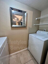 805 Boardwalk Dr photo'