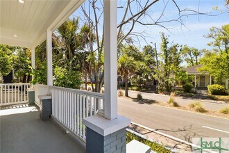 826 W Victory Dr in Savannah, GA - Building Photo - Building Photo