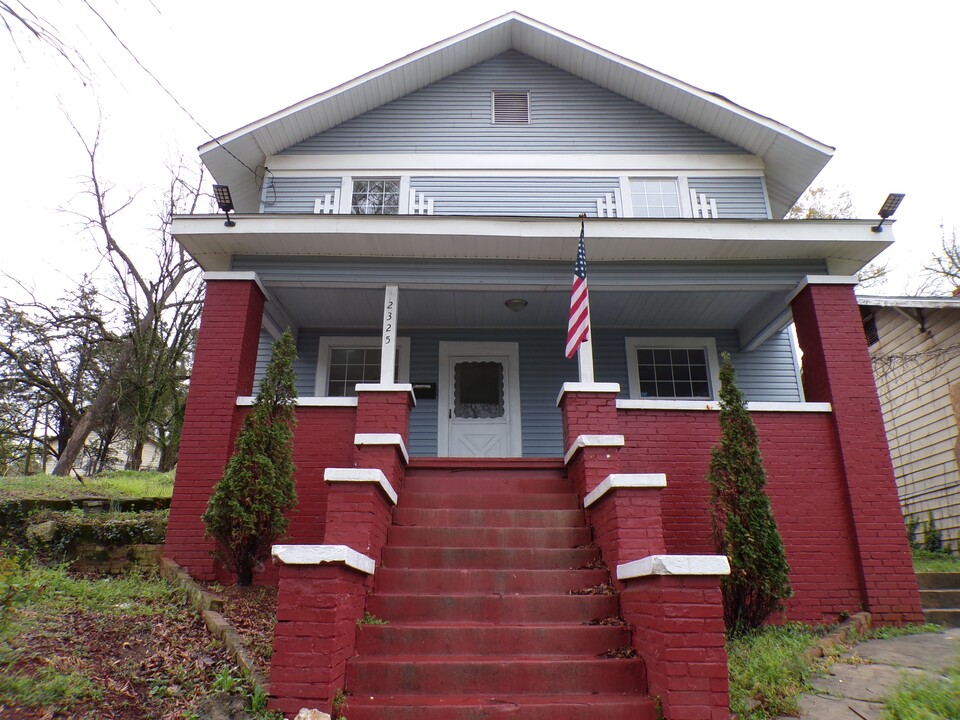 2325 23rd St Ensley in Birmingham, AL - Building Photo