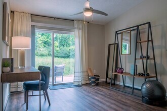 Redwood Marysville Milford Avenue in Marysville, OH - Building Photo - Building Photo