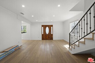 2109 Echo Park Ave in Los Angeles, CA - Building Photo - Building Photo