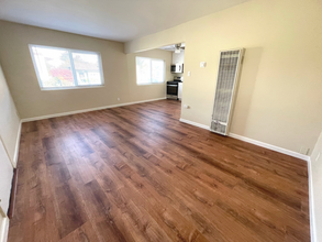 719 Chadbourne Ave-Unit -FS01-01 in Millbrae, CA - Building Photo - Building Photo