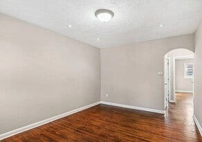 2405 S 57th St in Philadelphia, PA - Building Photo