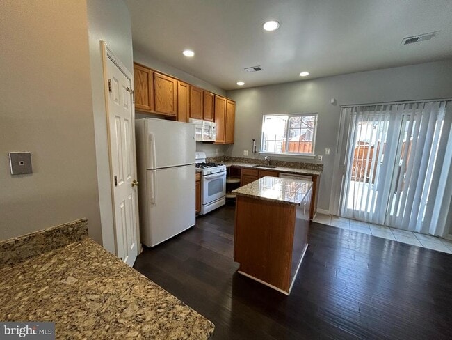 property at 2423 Dew Meadow Ct