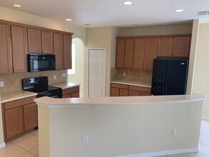 8641 Bradleys Landing St in Orlando, FL - Building Photo - Building Photo