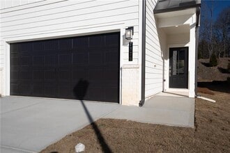 7325 Mulberry St in Flowery Branch, GA - Building Photo - Building Photo