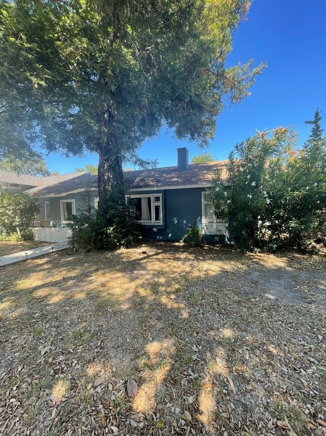 property at 1440 Vine St