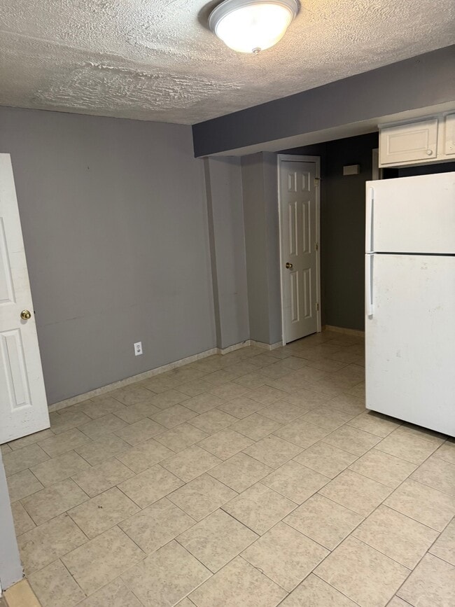 59 Lisa Ln in Staten Island, NY - Building Photo - Building Photo