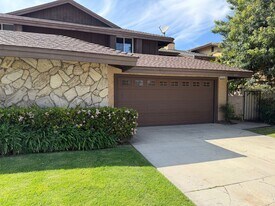 800-806 S Park Hyde St in Orange, CA - Building Photo