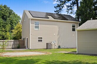 513 Stockton Rd in Norfolk, VA - Building Photo - Building Photo
