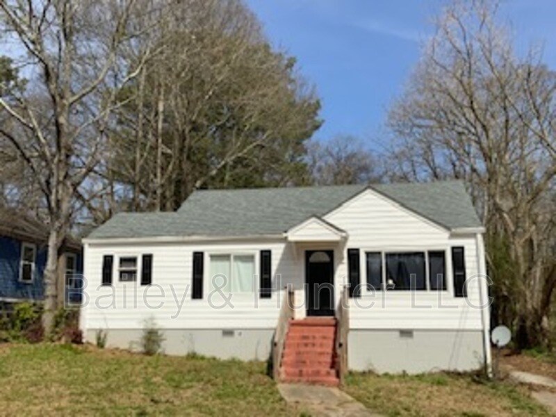 880 Hargis St SE in Atlanta, GA - Building Photo