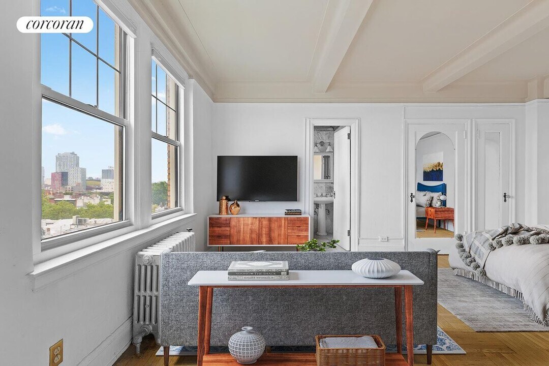 209 Lincoln Pl in Brooklyn, NY - Building Photo