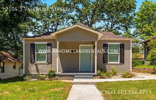 property at 2104 S Valentine St