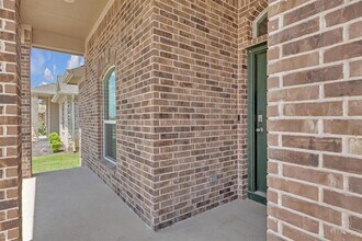 120 Krause Spgs Dr in Hutto, TX - Building Photo - Building Photo