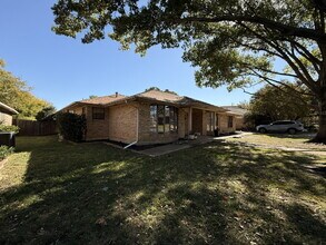 507 Crestview Dr in Grapevine, TX - Building Photo - Building Photo