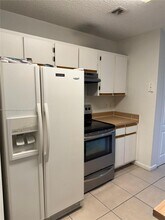 18348 NW 68th Ave in Hialeah, FL - Building Photo - Building Photo