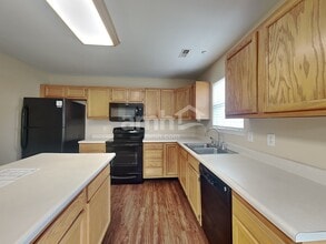 38 E Flat Rock Dr in Westfield, IN - Building Photo - Building Photo