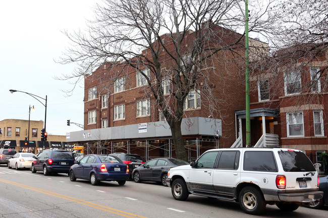 2945-2953 W Fullerton Ave in Chicago, IL - Building Photo - Building Photo